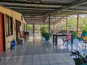 Hostel y Cabinas YILMER
